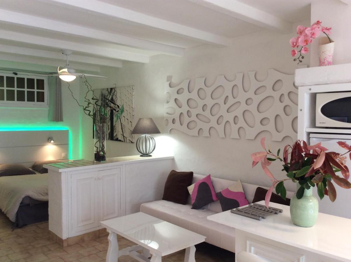 89 Le Grand Pin Apartment Sainte-Maxime Bagian luar foto