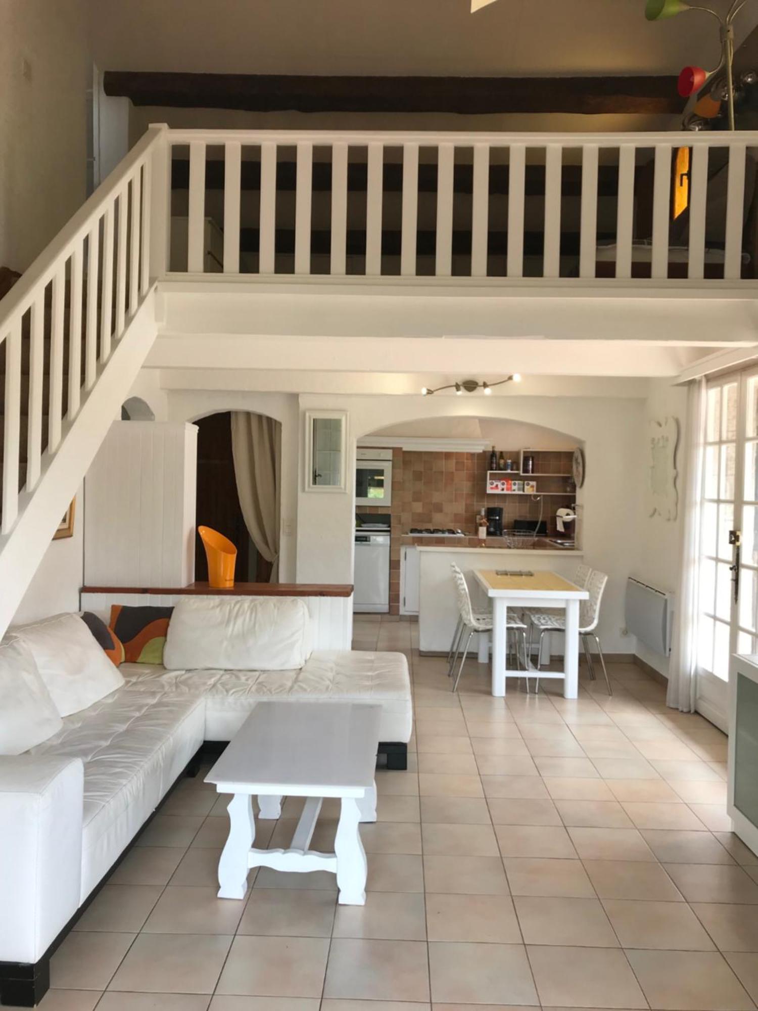 89 Le Grand Pin Apartment Sainte-Maxime Bagian luar foto