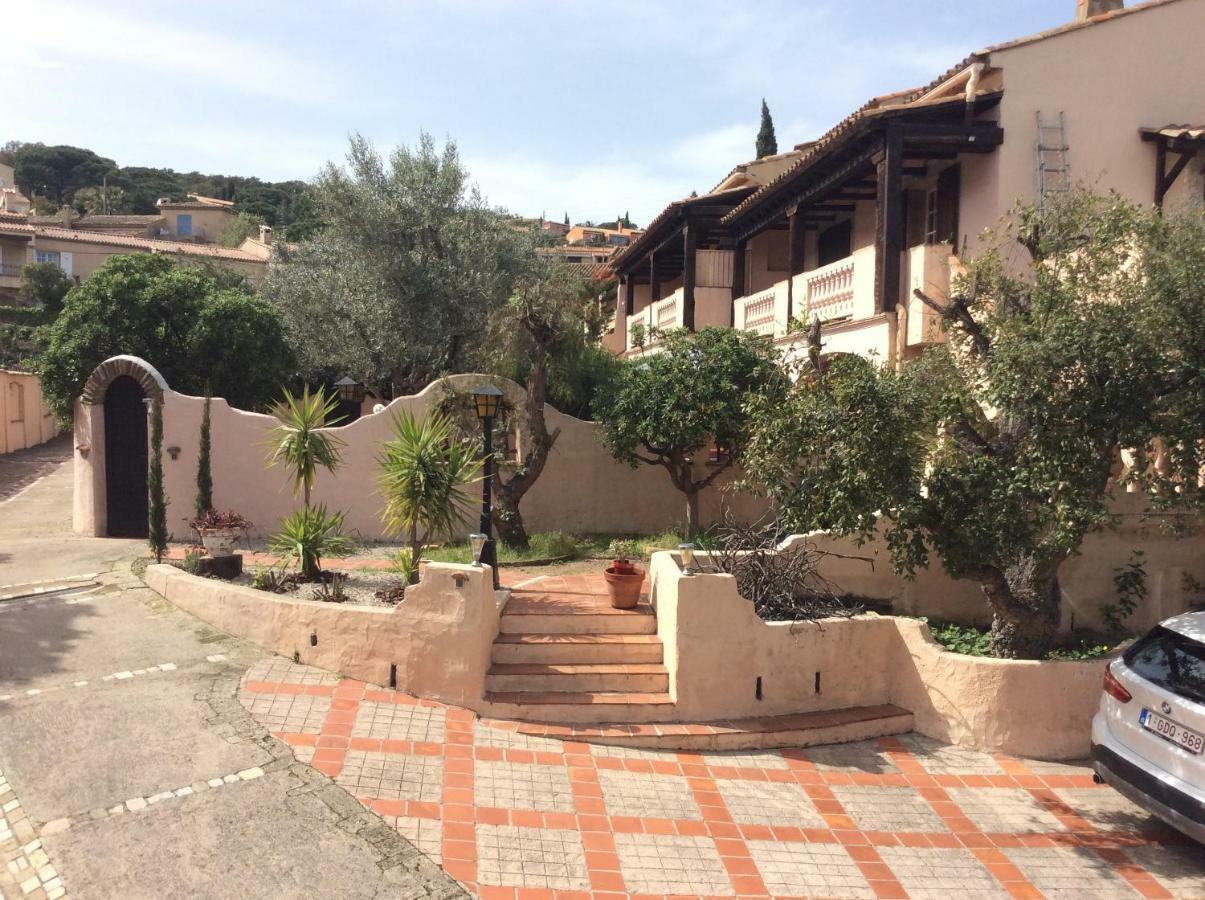 89 Le Grand Pin Apartment Sainte-Maxime Bagian luar foto