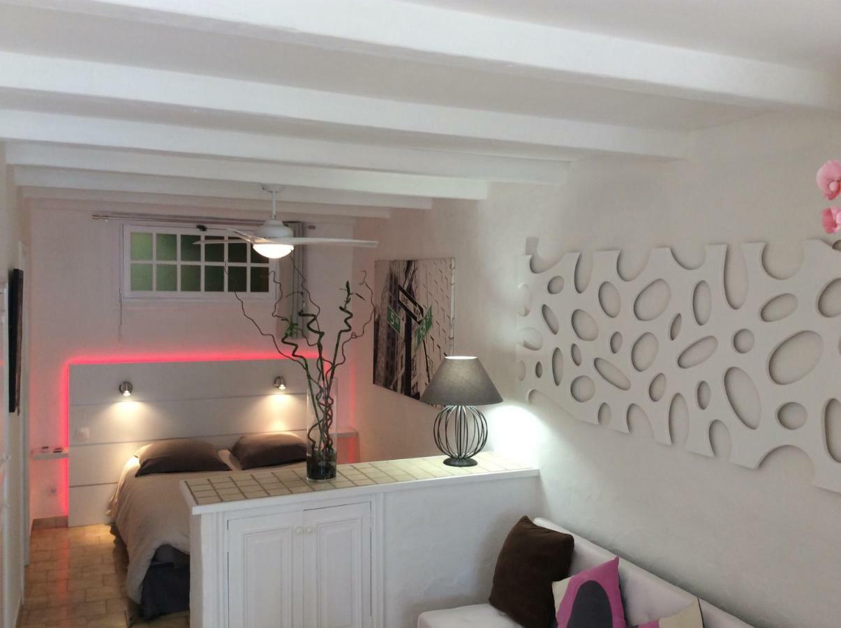 89 Le Grand Pin Apartment Sainte-Maxime Bagian luar foto