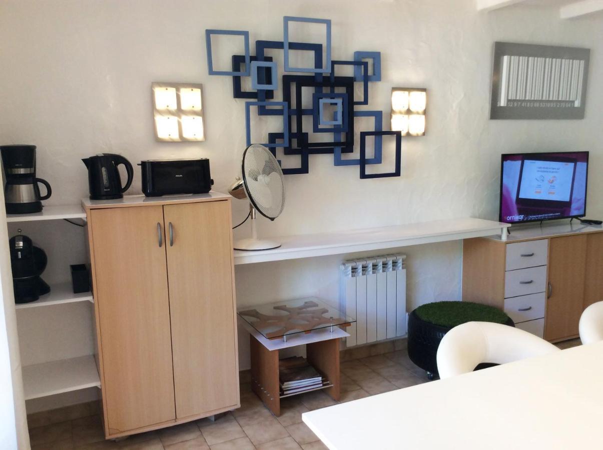 89 Le Grand Pin Apartment Sainte-Maxime Bagian luar foto